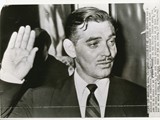 1942-20-08 Clark Gable nervous as he joins the army1