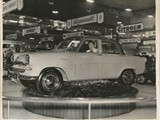 1955-18-10 Vanguard 111 at Motorshow1