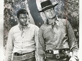 1968-27-12 Otis Young and Don Murray in The Outcasts1